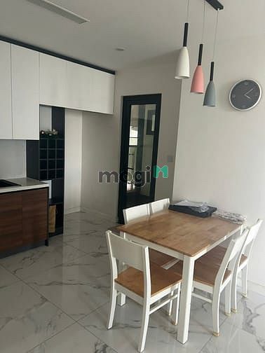 Bán căn hộ 3 ngủ Sunshine City view nội khu hướng cửa Đông Nam