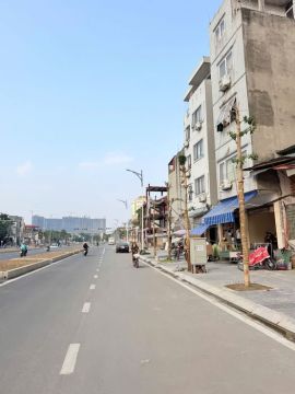 CHO THUÊ NHÀ – VÀNH ĐAI 2.5 XUÂN ĐỈNH – KINH DOANH SẦM UẤT