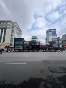 Bán mảnh đất vàng 3 thoáng MẶT PHỐ trung tâm quận Đống Đa.