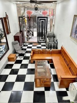 Mót bán nên giảm 2 tỷ cho căn nhà DT 60m2, đường ô tô - Kinh doanh.