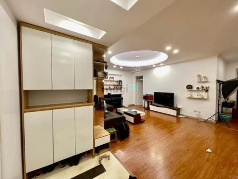 Bán căn hộ nhà 17 T hoàng đạo thuý dt 119m2 3pn view thoáng