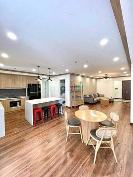 Bán căn hộ chung cư Nguyễn thị Thập - Hoàng Đạo Thuý 113m2 3pn