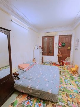 Giá thuê: 10 triệu, Cho thuê nhà nguyên căn trong ngõ, gần ngõ 243, Đường Nguyễn Trãi, Quận Thanh...
