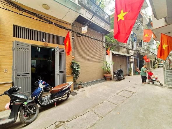 HỒ ĐỀN LỪ _ 299 HOÀNG MAI _ PHÂN LÔ Ô TÔ TRÁNH _ KINH DOANH _ DT 36/40m x 4 Tầng. MT 3,2m _ 11,6 ...