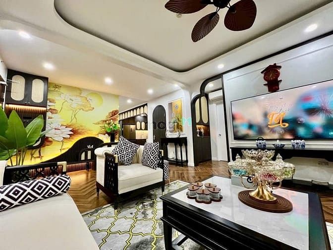 Bán căn hộ chung cư Hoàng Đạo thuý, 120m2 3pn sẵn sổ