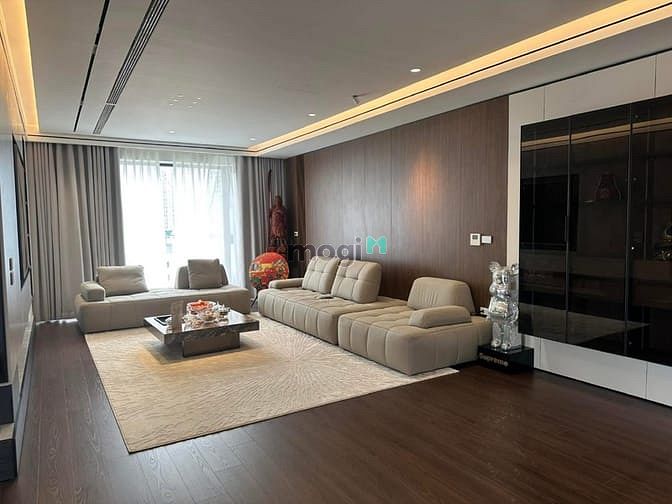 Bán căn hộ 3pn toà nhà 17T Hoàng Đạo Thuý nhà mới hiện đại