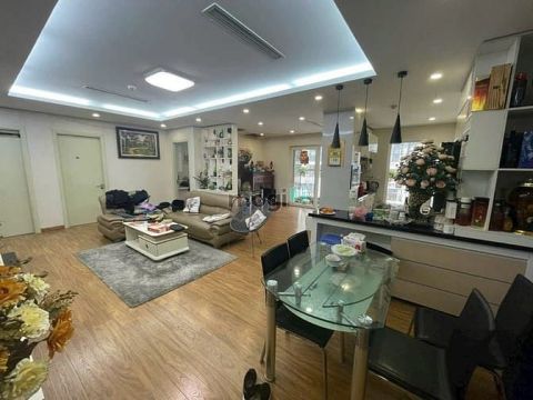 Bán căn hộ Time Tower 35 Lê Văn Lương 3pn giá 9,7 tỷ