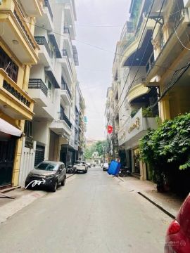 Nhà phân lô gần HỒ ĐỀN LỪ 55m x 5 tầng, căn góc, ô tô tránh, ô tô đỗ cửa ngày đêm.