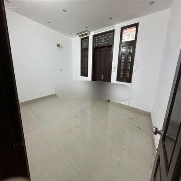 Cho thuê nhà nguyên căn trong ngõ, gần ngõ 192, Đường Trung Kính, Quận Cầu Giấy