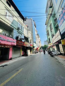 CHO THUÊ TOÀ NGUYÊN CĂN LÔ GÓC -TRẦN QUỐC VƯỢNG -CẦU GIẤY-DT 60M-7 TẦNG THANG MÁY-MT5,5M-GIÁ 55tr...