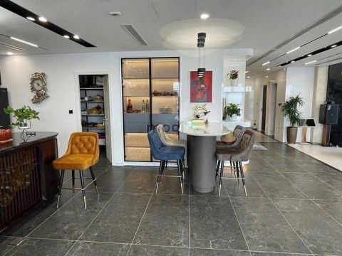 Bán căn hộ 34T hoàng Đạo Thuý , phường Trung hoà 3pn full