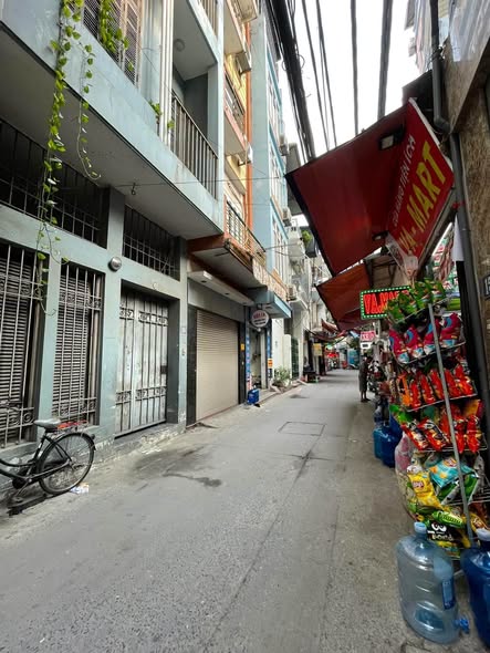 Hàng giá lợn chết ! Ngã Tư Xuân Thủy, 97m², 14pkk, thang máy, giá hơn 13 tỷ...