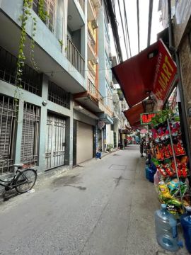 Hàng giá lợn chết ! Ngã Tư Xuân Thủy, 97m², 14pkk, thang máy, giá hơn 13 tỷ...