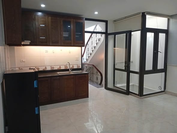 CHO THUÊ CĂN HỘ 2N1K – TRUNG KÍNH, CẦU GIẤY