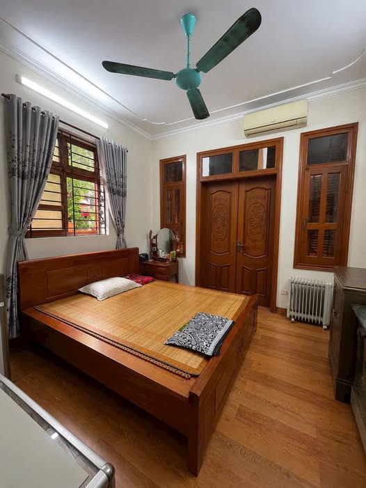 BÁN NHÀ PHỐ HOA LƯ - LÔ GÓC - 30M2 DÂN XÂY - 4 TẦNG - NHỈNH 9 TỶ