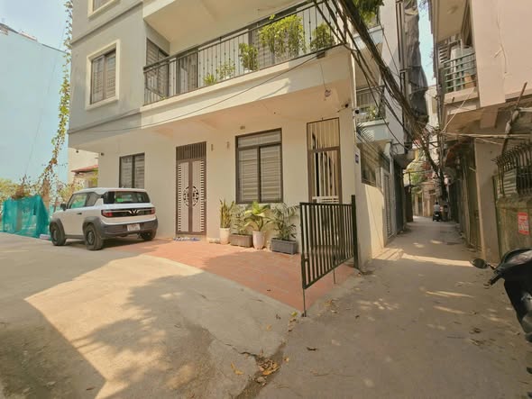 96Võ Chí Công 4 tầng 6.95 tỷ Tây Hồ Hà Nội