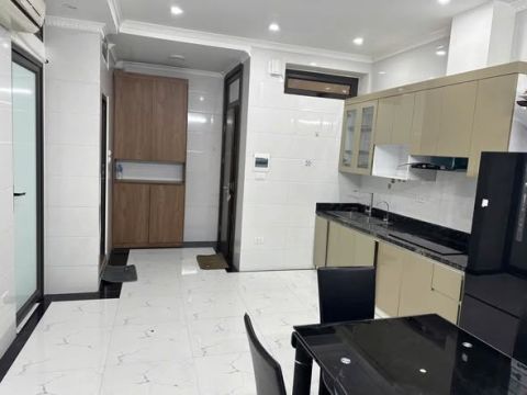 Cho hộ căn hộ CC N3B Trung Hòa - mặt đường Lê Văn Lương gần ngã tư Hoàng Đạo Thúy.