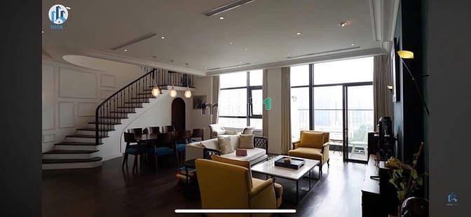 Bán căn hộ Duplex Golden Place C3 Lê văn lương trên 200m2