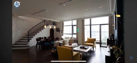 Bán căn hộ Duplex Golden Place C3 Lê văn lương trên 200m2