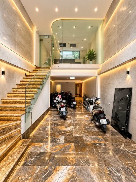 38,8 TỶ – TÒA NHÀ MẶT PHỐ PHƯƠNG LIỆT 112M², 8 TẦNG