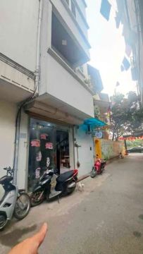 BỒ ĐỀ – VIEW HỒ – KINH DOANH ĐỈNH – Ô TÔ THÔNG TỨ PHÍA
