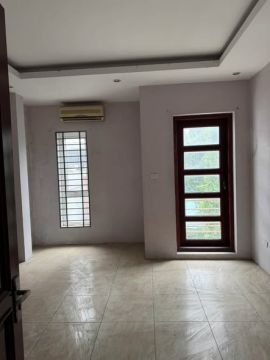 Cần cho thuê nhà riêng ngõ 885 Tam Trinh, Hoàng Mai