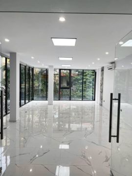 CHO THUÊ 3 TẦNG THƯƠNG MẠI – MẶT PHỐ HOÀNG NGÂN