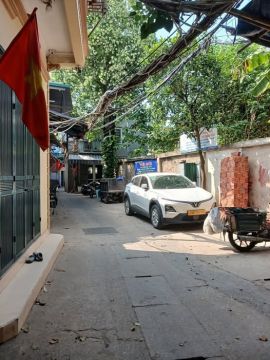 Bán nhà riêng tại phố Võ Thị Sáu, quận Hai Bà Trưng, ngõ trước nhà nông rộng, sạch sẽ, xe ba gác ...