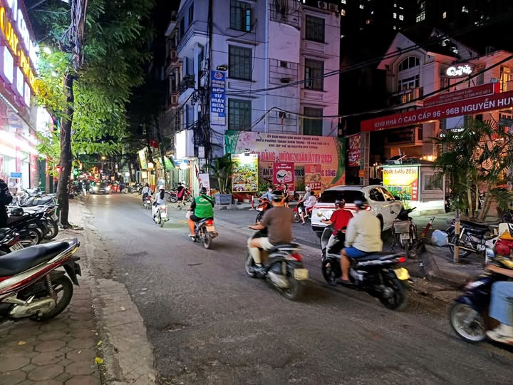 SANG NHƯỢNG QUÁN VỊT NƯỚNG  NGUYỄN HUY TƯỞNG-THANH XUÂN