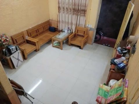 BÁN ĐẤT TẶNG NHÀ 2 TẦNG - VỊ TRÍ ĐẸP - SỔ NÉT- KHU VỰC ỔN ĐỊNH - TIỆN ÍCH BẠT NGÀN.
