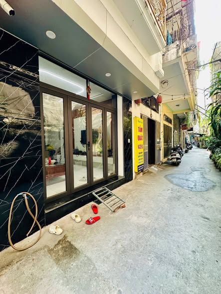 Tô Hiệu 30m² 5tầng, thang máy nhỉnh 8 tỷ Hà Đông