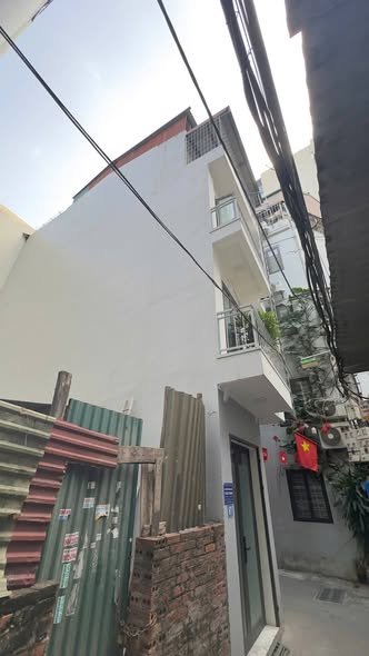 Cho thuê nhà nguyên căn 4 tầng, lô góc