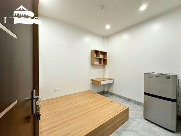 Phòng 3,6triệu/th, mặt phố cầu noi Cổ Nhuế , ô tô đỗ cửa