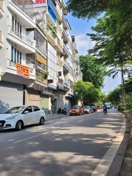 NHÀ MẶT PHỐ ĐƯỜNG BƯỞI - BA ĐÌNH, 6 TẦNG MỚI, VỈA HÈ - KINH DOANH, CHỈ 11.8 TỶ.