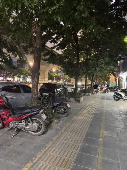 CHO THUÊ MẶT BẰNG TẦNG 1 PHỐ MINH KHAI – ĐỦ TIỆN NGHI, KINH DOANH THUẬN TIỆN