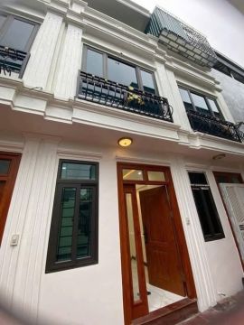Chính chủ bán nhà Biên Giang Hà Đông nhà  4 tầng mới xây gần đường , ô tô đứng ngõ giá 4,5 tỷ: LH...
