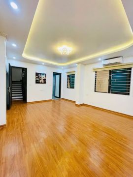 Chính chủ e Huyền bán nhà ngách 43/86 Trung Kính.