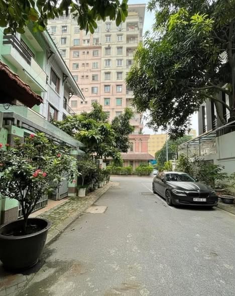 AN CƯ ĐẲNG CẤP – BIỆT THỰ LIỀN KỀ BA ĐÌNH – PHÂN LÔ VIP – Ô TÔ TRÁNH – VỈA HÈ
