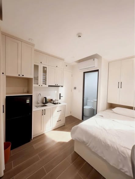 #Liễu_Giai - Toà 17 căn hộ 79m² 7 tầng 18,3 tỷ - 50m ra ô tô tải - 3 gác tránh - Thang máy - Dòng...