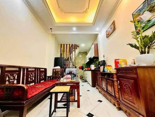 TÂN MAI _ HOÀNG MAI _ Diện Tích 28/30m x 4 Tầng. MT 3m _ 6,5 Tỷ _ SỔ ĐỎ CHÍNH CHỦ
