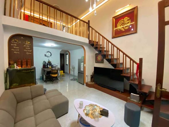 Trung tâm Việt Hưng - Phố Thanh am