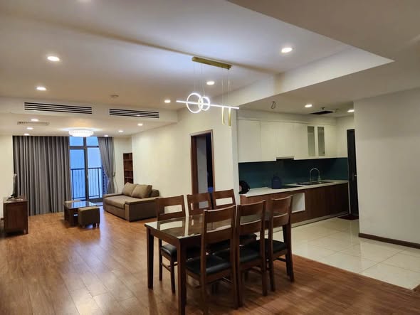 Cho thuê căn hộ Discovery Complex – 302 Cầu Giấy