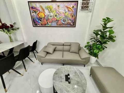 Cho thuê nhà nguyên căn trong ngõ, gần ngõ 2 đường Hoàng Quốc Việt, Quận Cầu Giấy