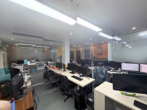 CHO THUÊ VĂN PHÒNG LÔ GÓC FULL ĐỒ TẠI DỊCH VỌNG, CẦU GIẤY