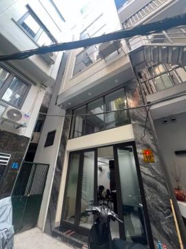 NGUYỄN LƯƠNG BẰNG - 30m - 5 Tầng - HƠN 8 TỶ