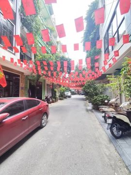 CHÍNH CHỦ BÁN GẤP LIỀN KỀ KĐT VĂN QUÁN - GIÁ NHỈNH 20 TỶ CỰC HẤP DẪN! Toạ lạc vị trí lõi KĐT Văn ...