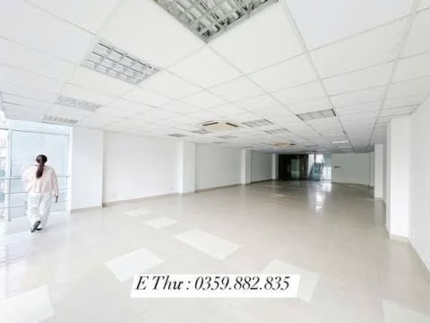 CHÍNH CHỦ CHO THUÊ VĂN PHÒNG DỊCH VỌNG HẬU – 220M²