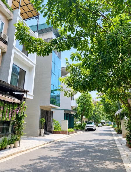 12 TỶ – PHÂN LÔ TĐC TU HOÀNG – VỈA HÈ – Ô TÔ TRÁNH ĐỖ – 7 TẦNG THANG MÁY