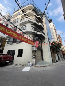 PHÂN KHÚC Hơn 15 TỶ NHÀ PHÂN LÔ SÀI ĐỒNG – MT KHỦNG 10.5M – 7 TẦNG THANG MÁY.