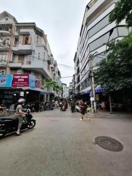 VĂN QUÁN HÀ ĐÔNG ,DÂN XÂY 5 TẦNG LÔ GÓC 2 THOÁNG TỔNG 4 PHÒNG GIÁ  HƠN 5 TỶ !